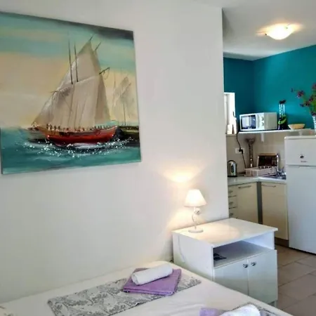 Ferienwohnung Fuer 4 Personen Ca 45 Qm In Orebic, Dalmatien Sueddalmatien Apartmán *