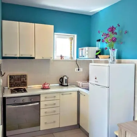 Ferienwohnung Fuer 4 Personen Ca 45 Qm In Orebic, Dalmatien Sueddalmatien Appartement *